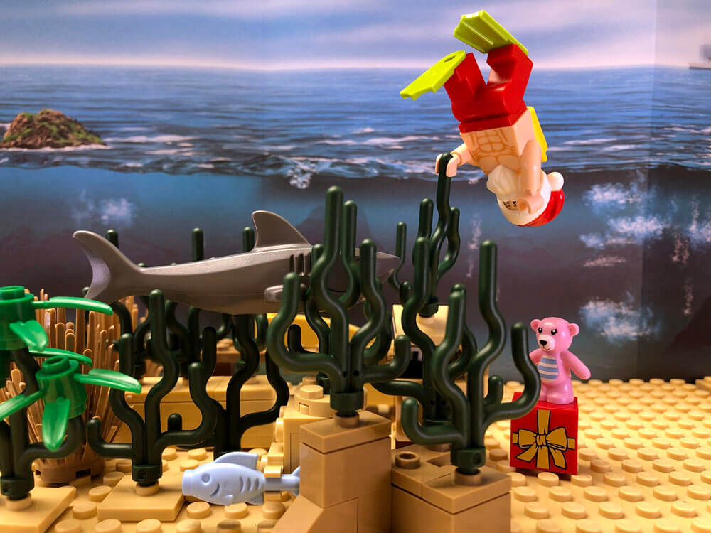 LEGO Santa and Pink Bear Underwater