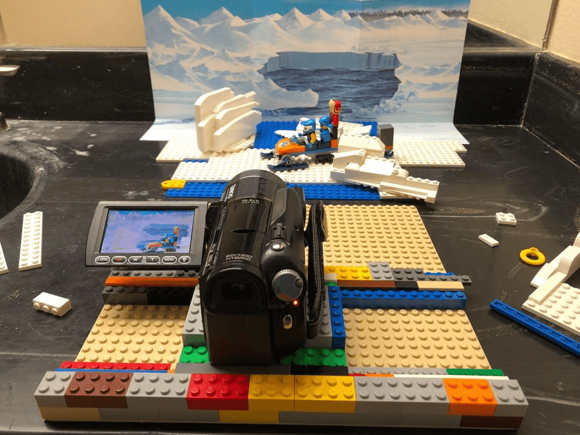 Book Review: Klutz Lego Make Your Own Movie 